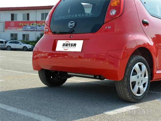 2015款 1.0L AMT 鉉酷型