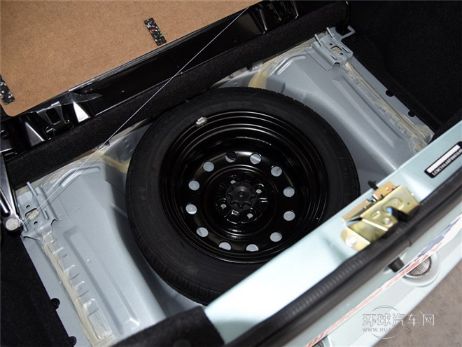 2015款 1.0L 悅酷型