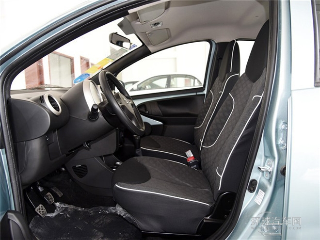 2015款 1.0L 悅酷型