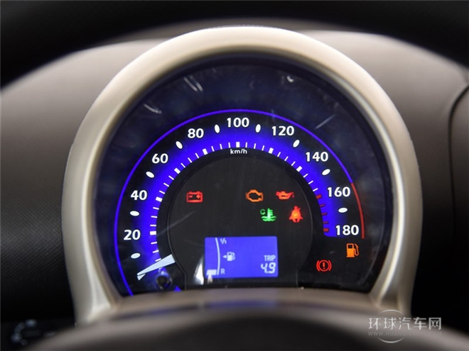 2015款 1.0L 悅酷型