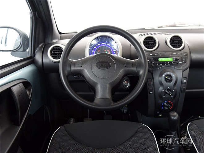 2015款 1.0L 悅酷型