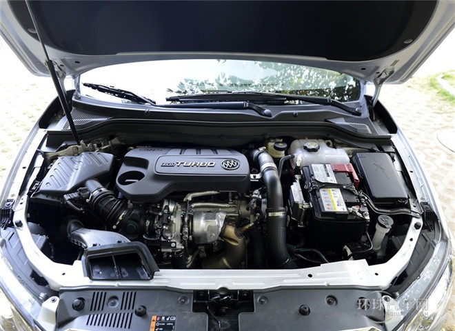 2015款 18T 雙離合運動旗艦型