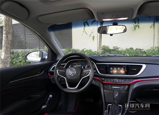 2015款 18T 雙離合運動旗艦型