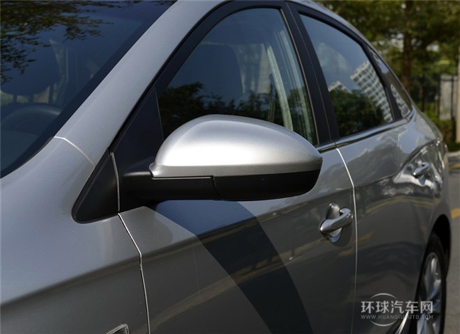 2015款 18T 雙離合運(yùn)動(dòng)旗艦型