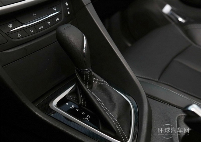 2015款 18T 雙離合精英型