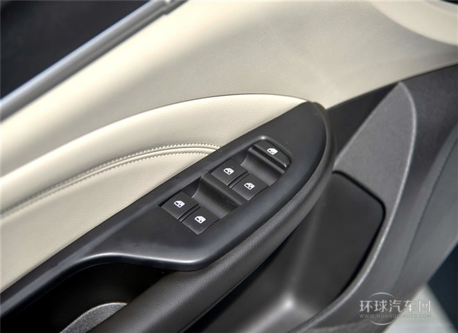 2015款 15N 自動(dòng)豪華型