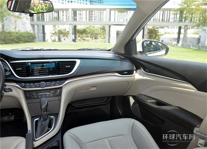 2015款 15N 自動豪華型