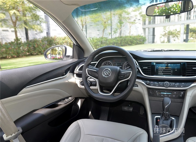 2015款 15N 自動豪華型