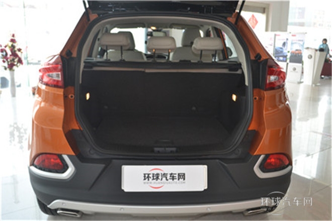 2015款 1.5TGI TST四驅豪華版