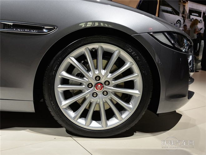 2015款 XE 2.0T 240PS R-SPORT