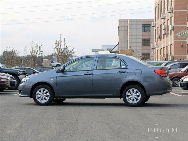 2015款 節能版 1.5L 手動舒適型