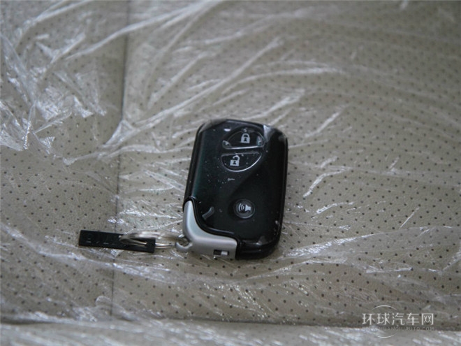 2015款 節(jié)能版 1.5L 手動(dòng)尊貴型