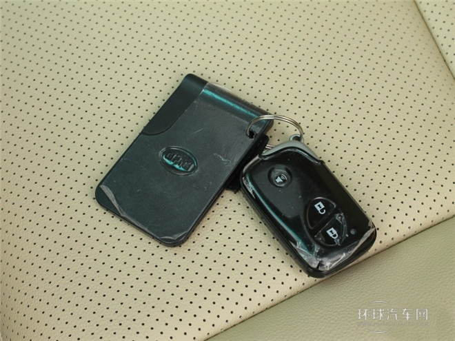 2015款 節能版 1.5L 自動尊貴型