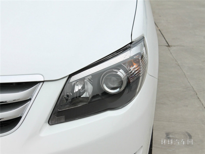 2015款 節能版 1.5L 自動尊貴型