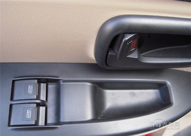 2015款 1.2L舒適型G12