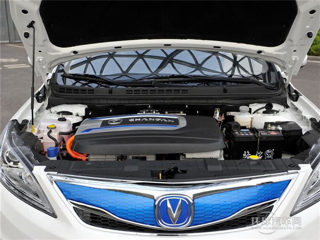 2015款 1.6L 自動(dòng)尊貴型