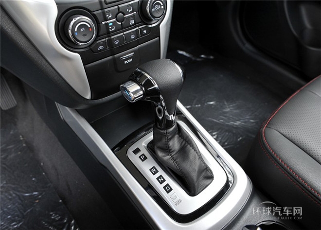 2015款 1.6L 自動尊貴型