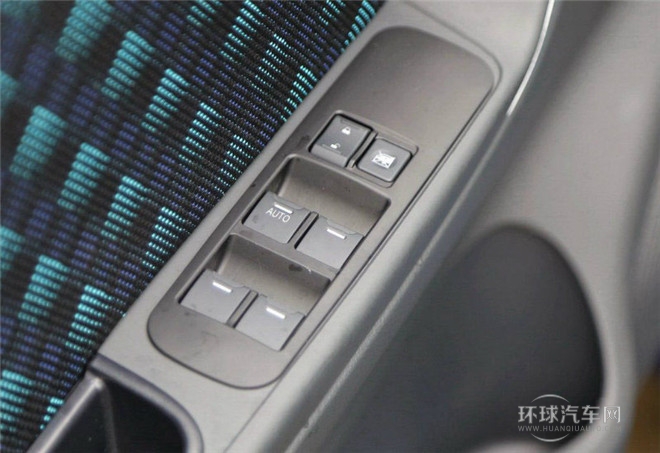 2015款 兩廂 1.4L 手動暢想型