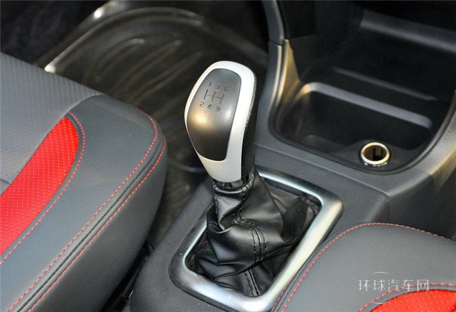 2015款 兩廂 1.4L 手動理想型