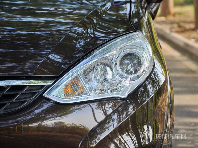 2015款 兩廂 1.4L 手動(dòng)理想型