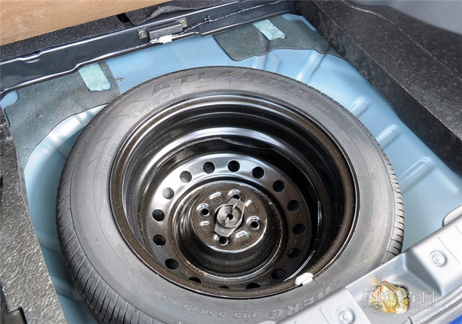 2015款 兩廂 1.5L 自動暢想型