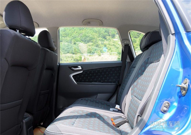 2015款 兩廂 1.5L 自動暢想型