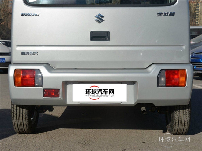 2015款 1.0L 手動經濟型