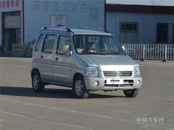 2015款 1.0L 手動(dòng)經(jīng)濟(jì)型