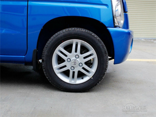 2015款 1.0L 手動實用型