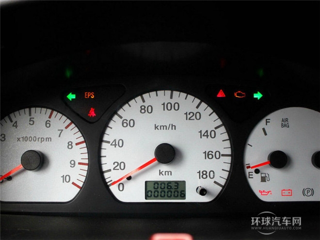 2015款 1.0L 手動實用型