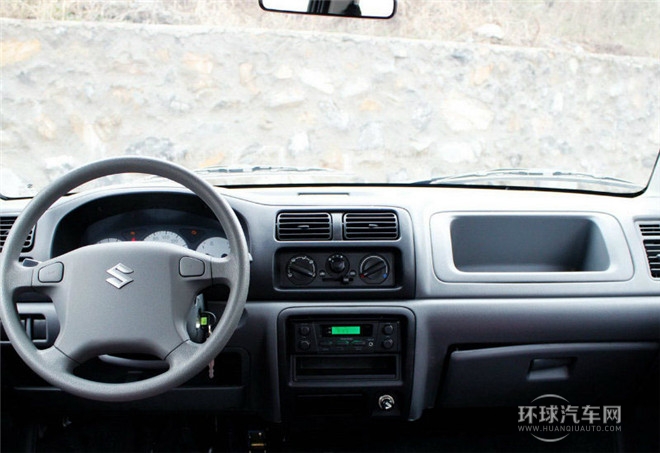 2015款 1.0L 手動(dòng)實(shí)用型