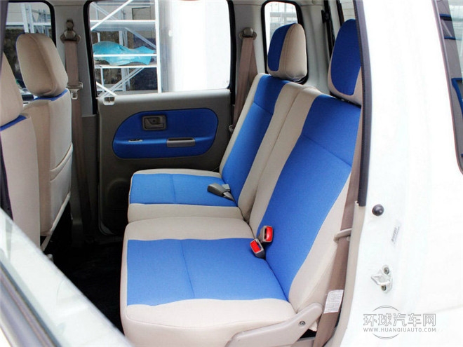 2015款 1.0L 手動舒適型