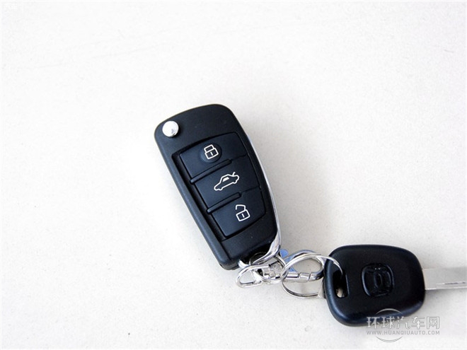 2015款 兩廂 1.5L 自動夢想型