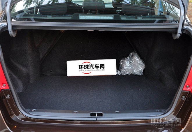 2015款 三廂 1.4L 手動暢想型