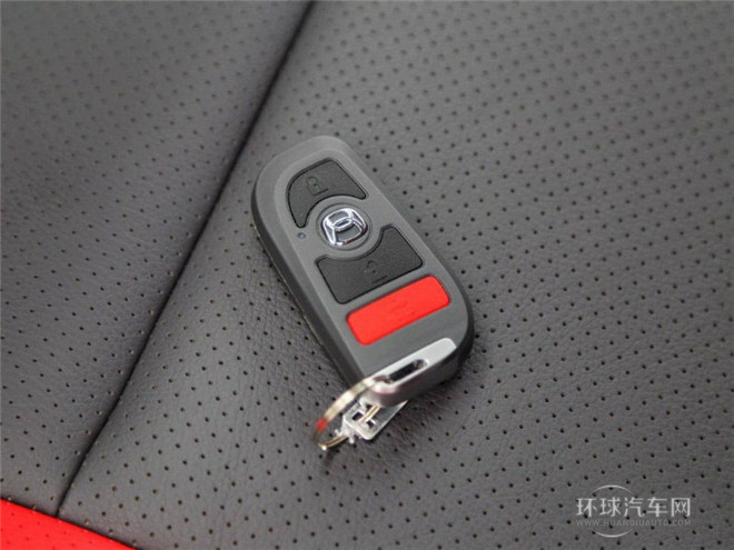 2015款 三廂 1.4L 手動理想型