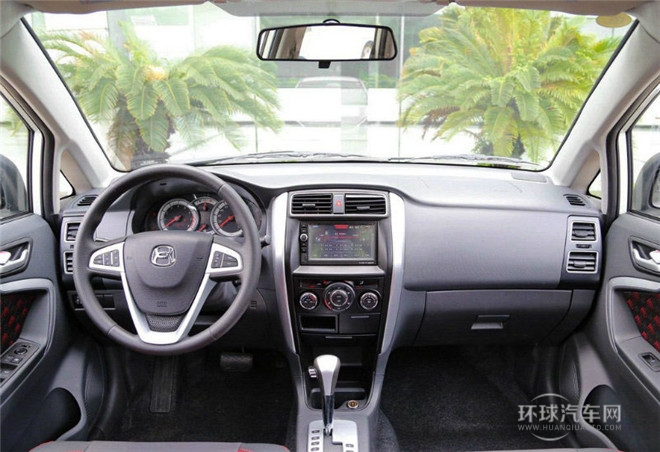 2015款 三廂 1.4L 手動理想型