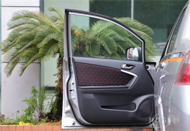 2015款 三廂 1.4L 手動(dòng)夢想型