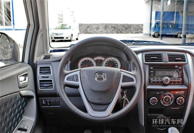 2015款 三廂 1.5L 自動暢想型