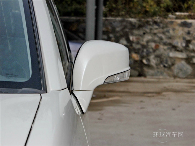 2015款 三廂 1.5L 自動(dòng)暢想型