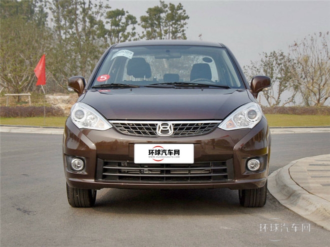 2015款 三廂 1.5L 自動理想型