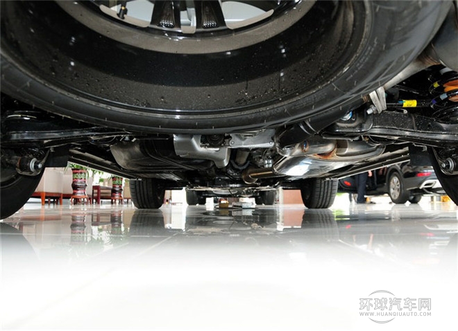 2015款 2.0T 自動四驅(qū)頂級型