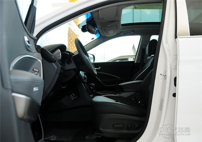 2015款 2.0T 自動四驅頂級型