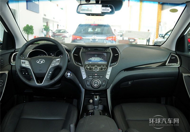 2015款 2.0T 自動四驅頂級型