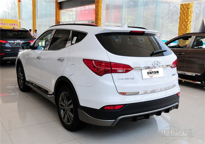 2015款 2.0T 自動四驅頂級型