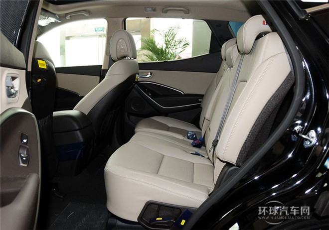 2015款 2.0T 自動四驅智能型