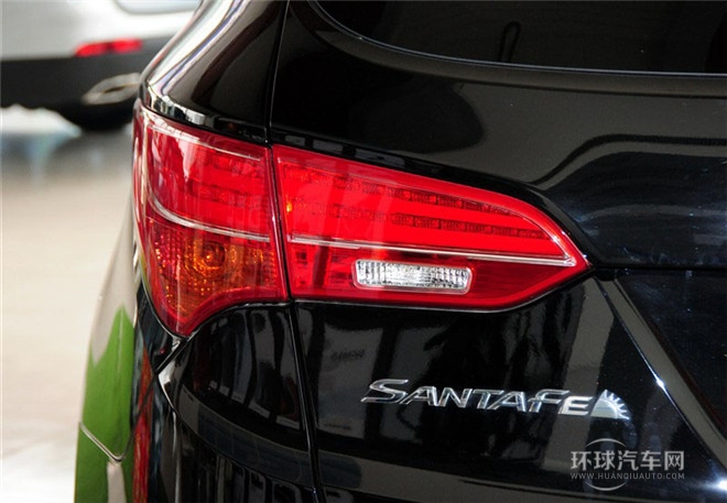 2015款 2.0T 自動四驅智能型