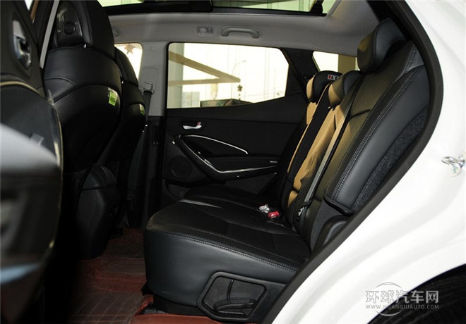 2015款 2.4L 手動兩驅舒適型