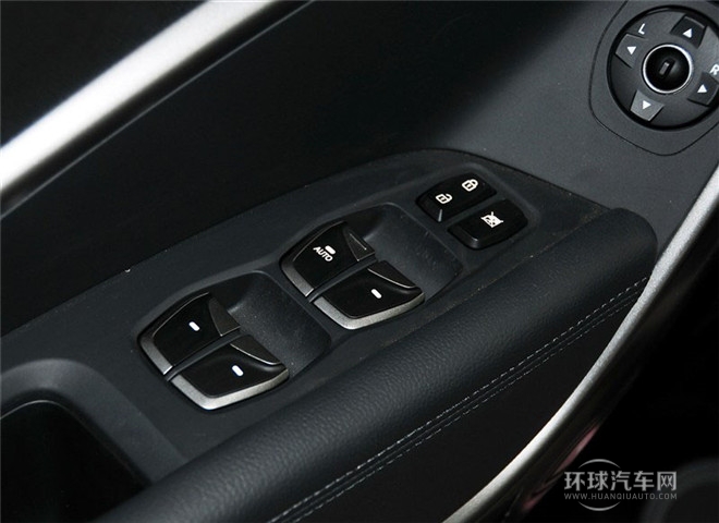 2015款 2.4L 自動兩驅(qū)舒適型