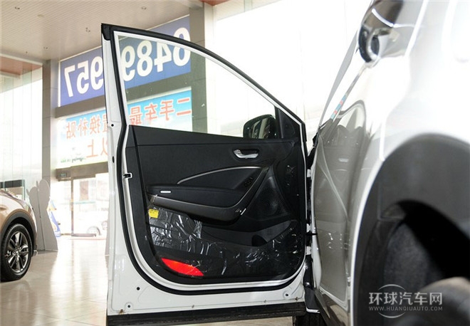 2015款 2.4L 自動(dòng)兩驅(qū)舒適型