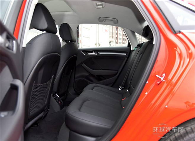 2015款 Limousine 45 TFSI S line 豪華型